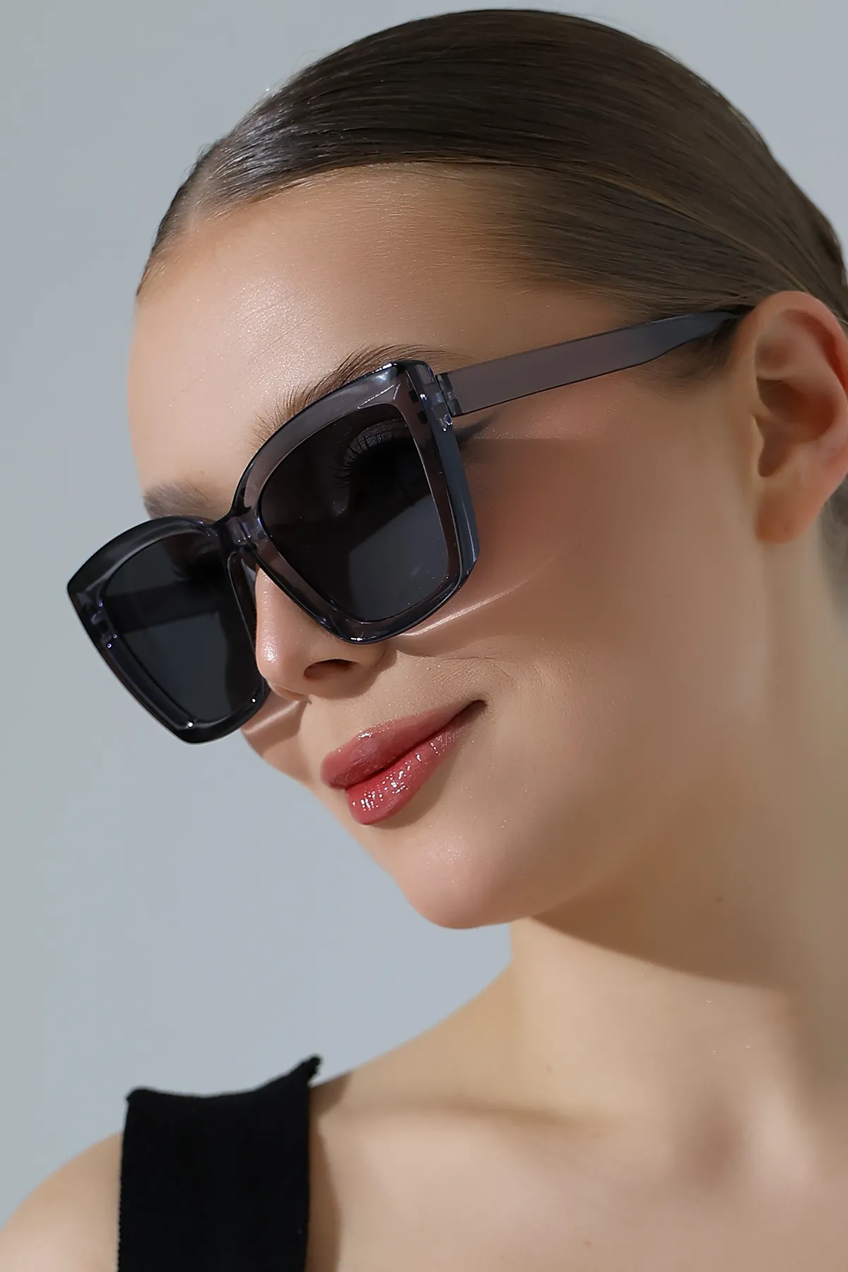 Kadın Cat Eyes Füme Güneş Gözlüğü 23026 c5 Kadın Cat Eyes Füme Güneş Gözlüğü 23026 c5