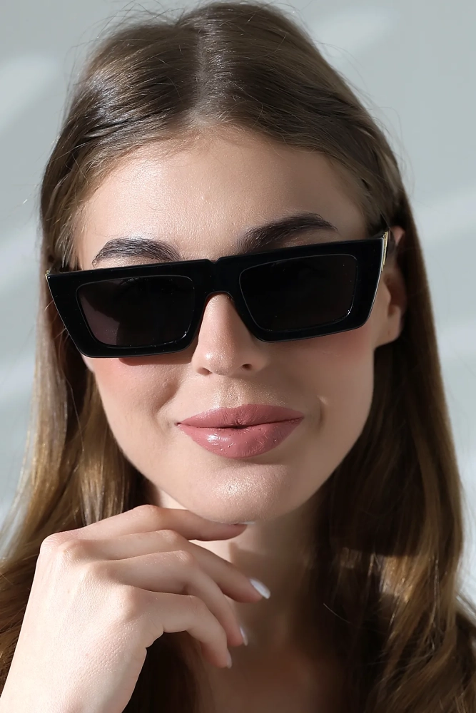 Kadın Gold Aksesuarlı Siyah Güneş Gözlüğü WJ23-6 C2