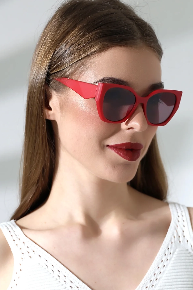 Kadın Oval Kırmızı Renkli Cam Mat Güneş Gözlüğü Garson Boy 23047-3 c9 m